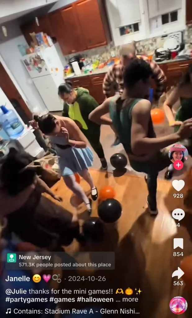 halloween party game